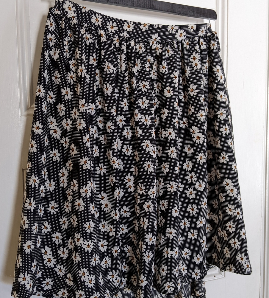 Retro Daisy Skirt